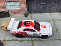 Loose Hot Wheels - Dodge Challenger Drift Car - White, red and Black MOPAR 426 — view 3