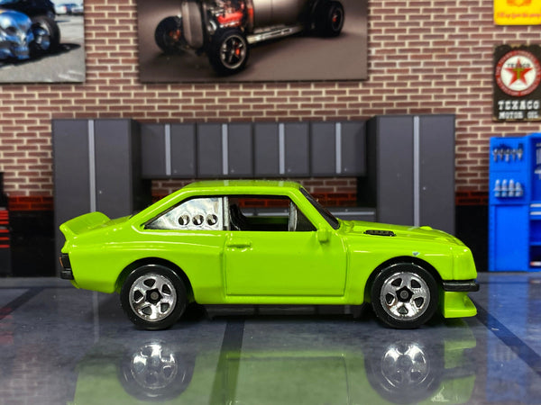 Loose Hot Wheels - Ford Escort RS 2000 - Lime Green