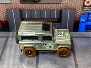 Loose Hot Wheels - Land Rover Defender 90 - ZAMAC Silver — view 2