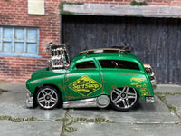 Loose Hot Wheels - Surf'n Turf Surf Wagon - Dark Green — view 3