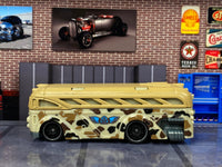 Loose Hot Wheels - Surfin School Bus - Brown Camo — view 3
