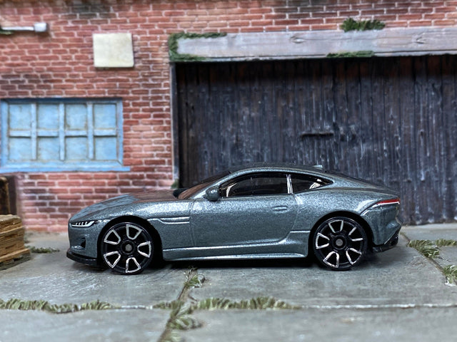 Loose Hot Wheels - 2020 Jaguar F-Type - Gray