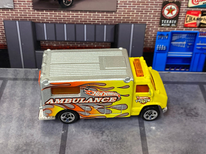 Hot Wheels Ambulance – Yellow & Silver Flames — view 2