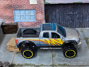 Loose Hot Wheels - 2010 Toyota Tundra Off Road 4x4 - Silver, Orange and Yellow — view 2