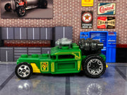 Loose Hot Wheels - Brick and Motor - Green and Yellow — view 3