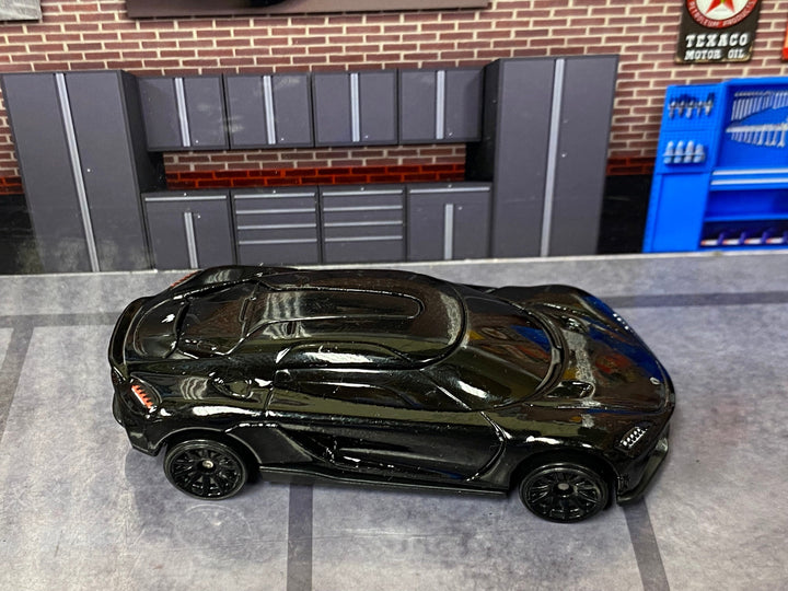 Loose Hot Wheels - Koenigsegg Gemera - Black — view 2