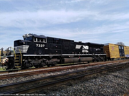 Kato N Scale Norfolk Southern SD70ACU #7337 – DCC & Sound – 176-8561S– product image