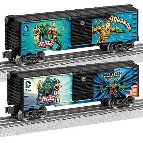 Lionel 82950 Aquaman and Martian Manhunter O Gauge two-car set