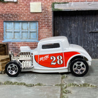 Loose Hot Wheels - 1932 Ford 3 Window - White and Red So-Cal Speed Shop