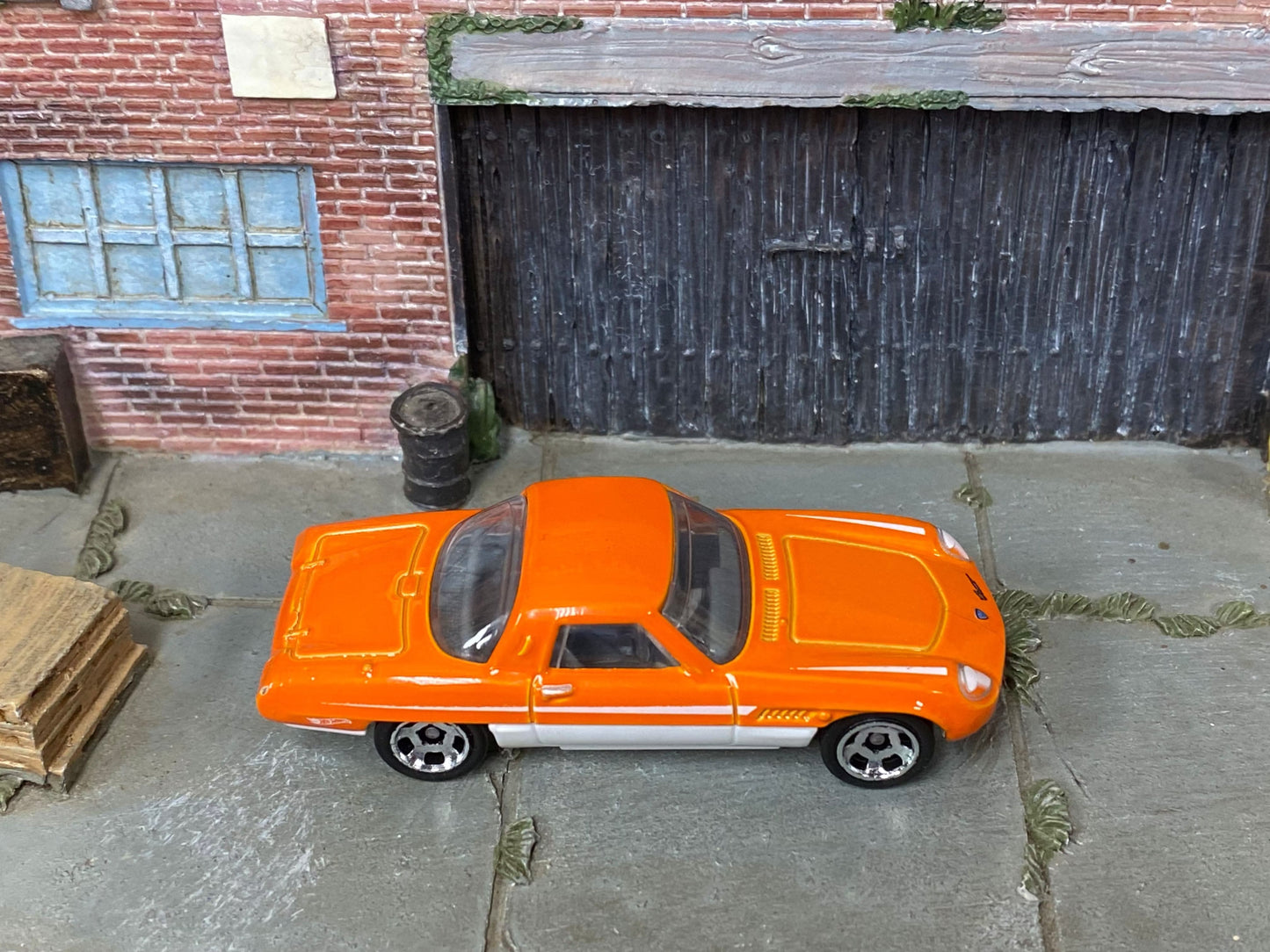 Loose Hot Wheels - 1968 Mazda Cosmo Sport - Orange and White