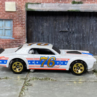Loose Hot Wheels - 1968 Mercury Cougar - White Stars and Stripes