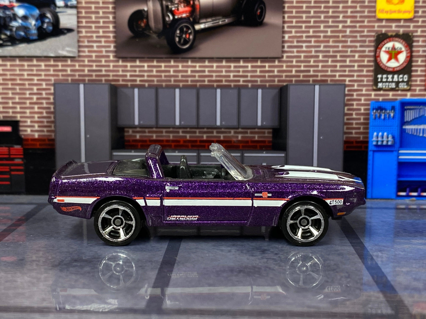 Loose Hot Wheels - 1969 Ford Mustang Shelby GT500 - Purple and White