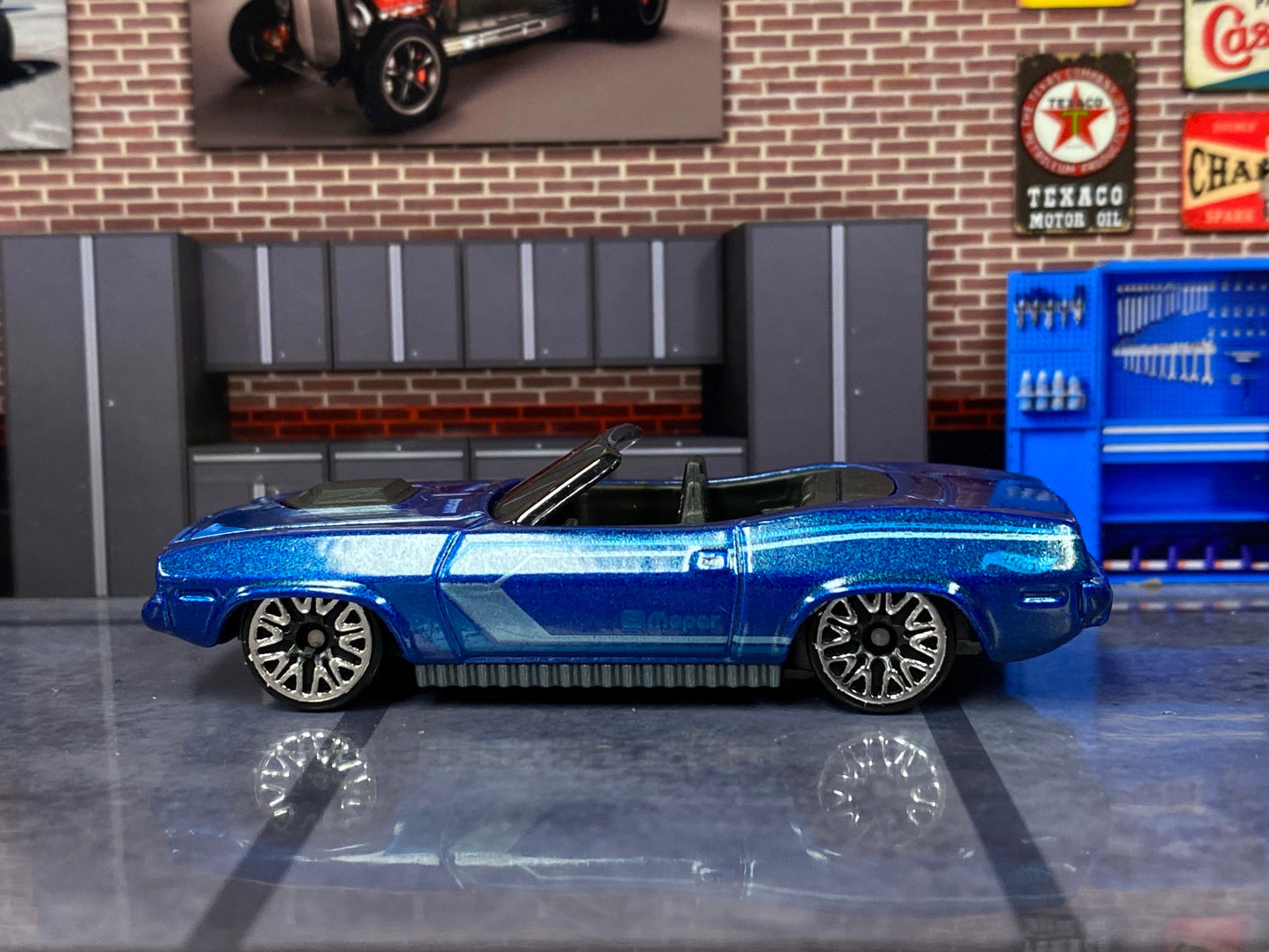 Loose Hot Wheels - Plymouth Barracuda Convertible - Blue