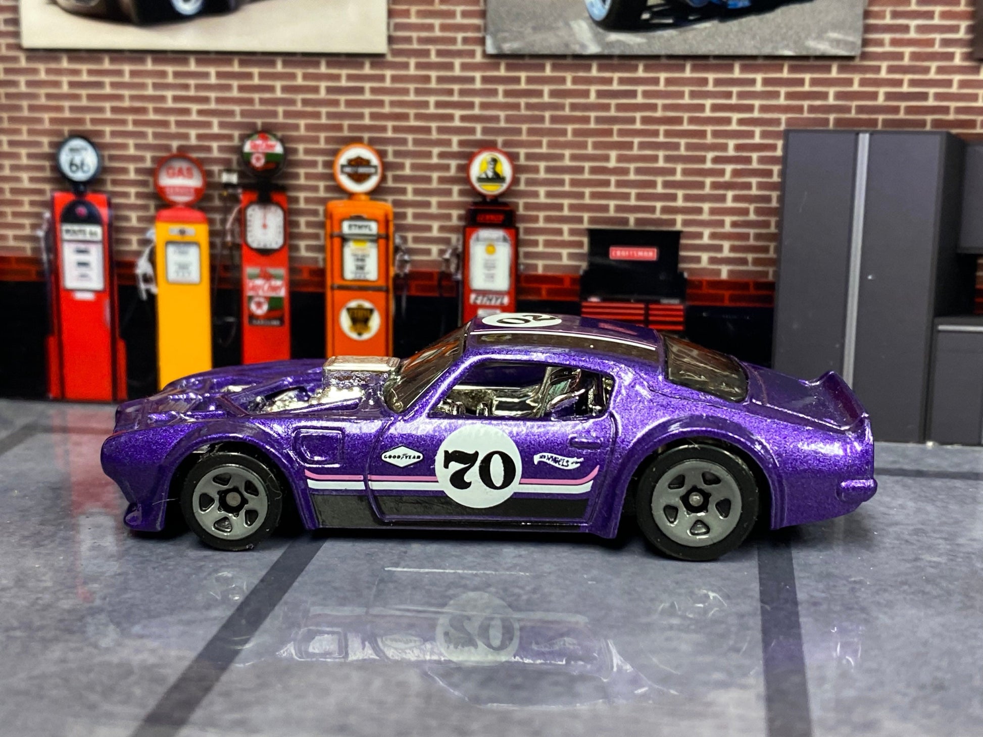 Loose Hot Wheels - 1970 Pontiac Firebird - Purple