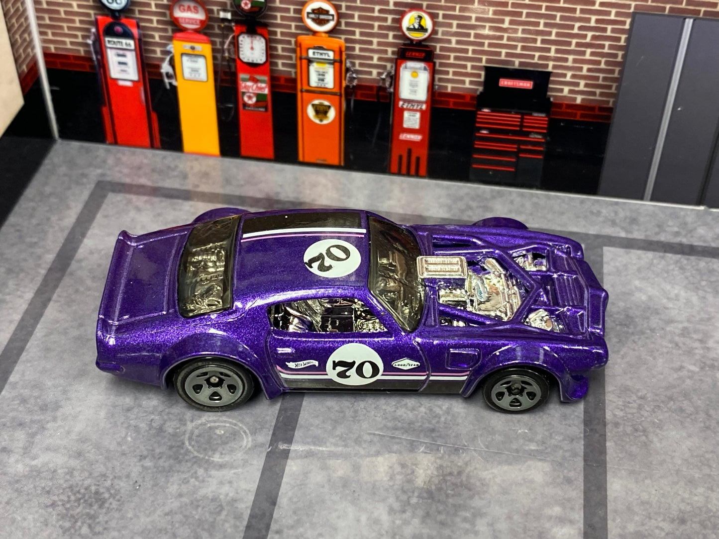 Loose Hot Wheels - 1970 Pontiac Firebird - Purple