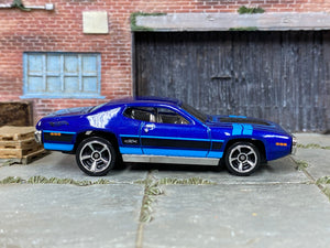 Loose Hot Wheels - 1971 Plymouth GTX - Blue and Black