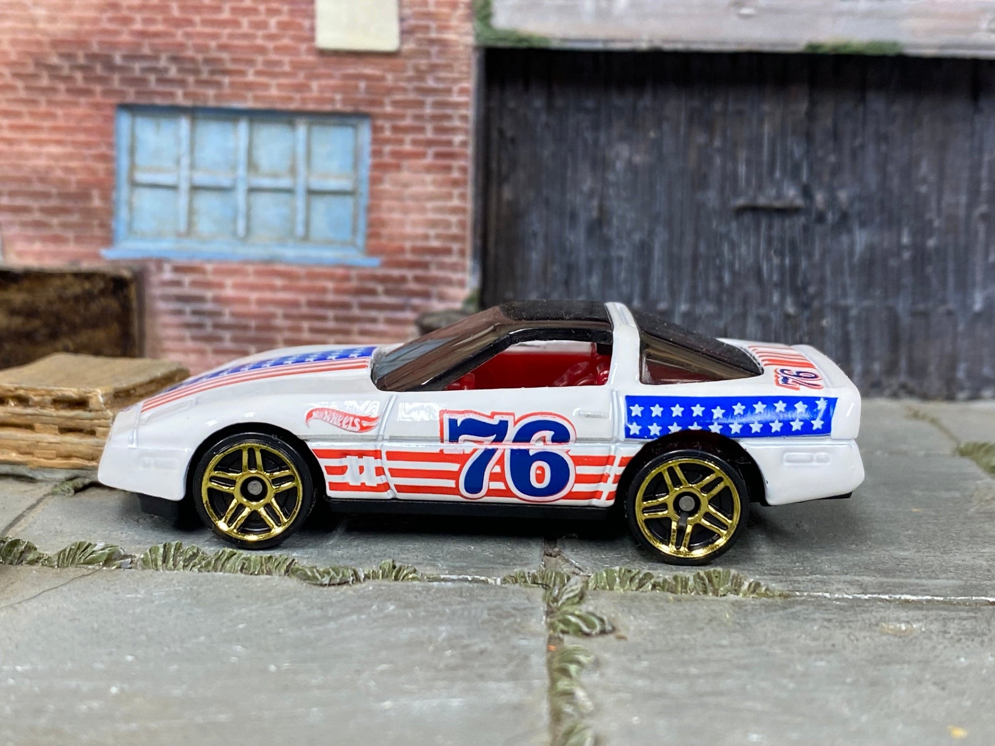 Loose Hot Wheels - 1984 Chevy Corvette - White Stars and Stripes