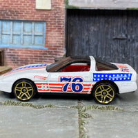 Loose Hot Wheels - 1984 Chevy Corvette - White Stars and Stripes