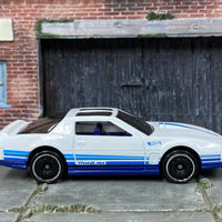 Loose Hot Wheels - 1984 Pontiac Firebird - White and Blue