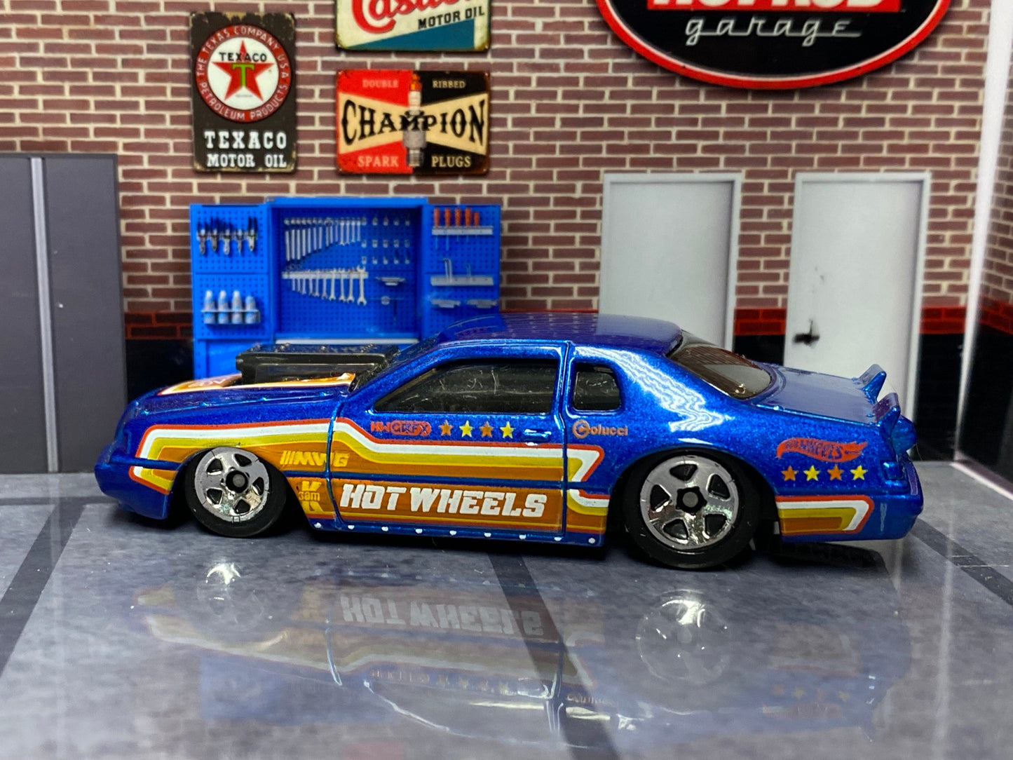 Loose Hot Wheels - 1986 Ford T-Bird Thunderbird Pro Stock Drag Car - Blue with Stripes