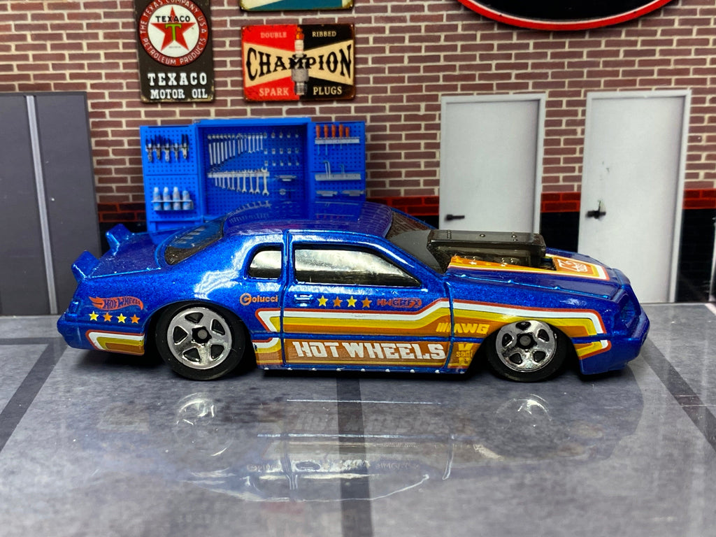 Loose Hot Wheels - 1986 Ford T-Bird Pro Stock Drag Car - Blue with Stripes
