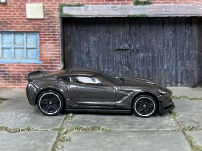 Loose Hot Wheels - Chevy Corvette C7 Z06 - Gray and Silver