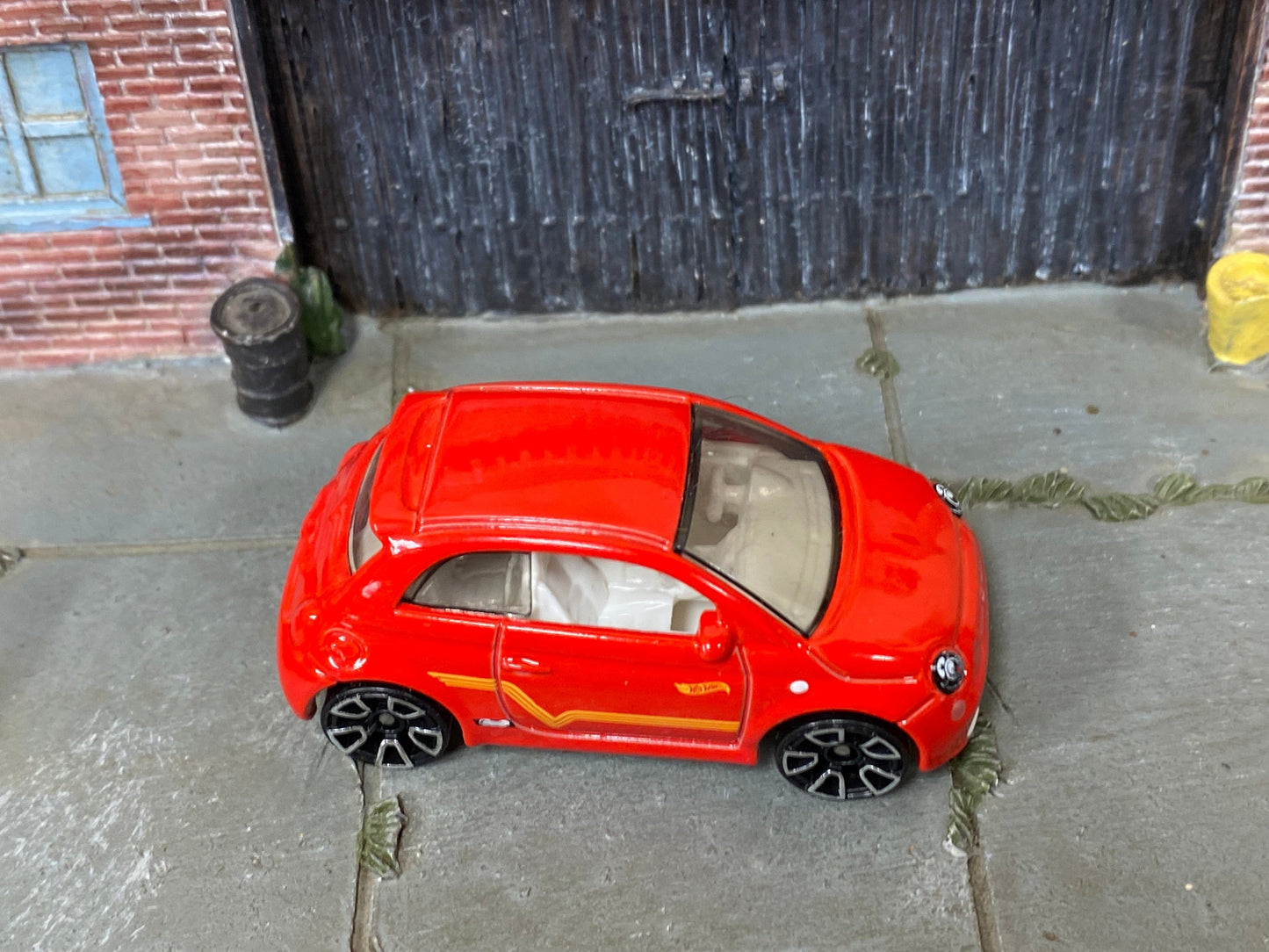 Loose Hot Wheels - Fiat 500e - Red and Orange