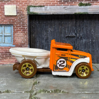 Loose Hot Wheels - GOTTA GO Toilette Racer - Orange and White