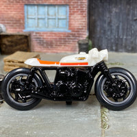 Loose Hot Wheels - Honda CB750 Cafe Motorcycle - White and Orange