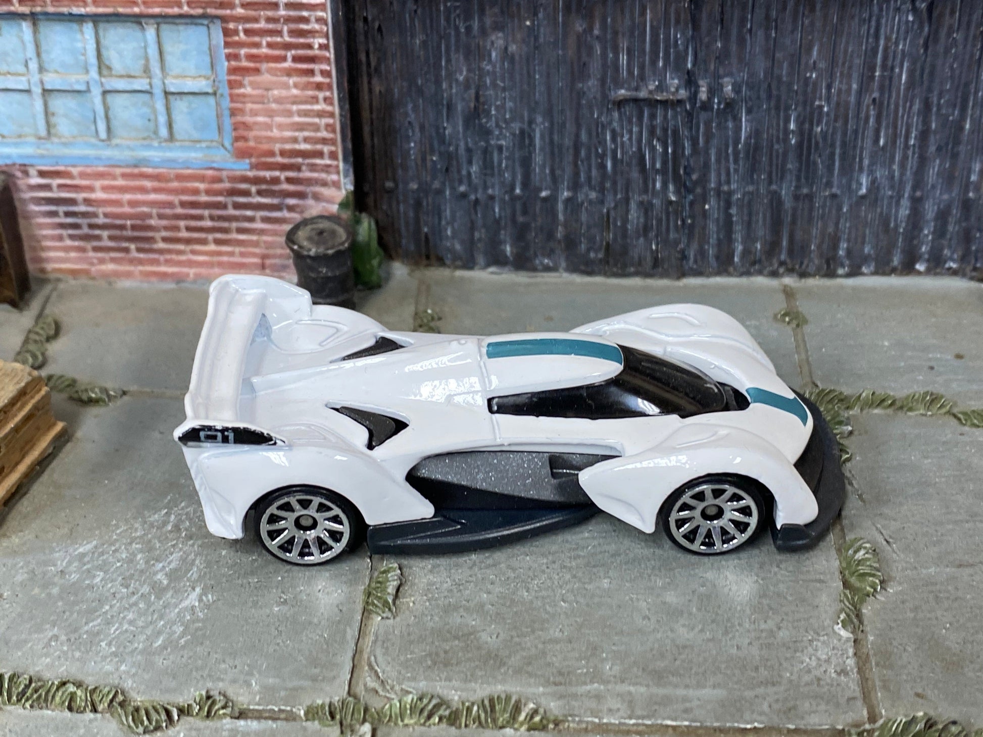Loose Hot Wheels - McLaren Solus GT - White