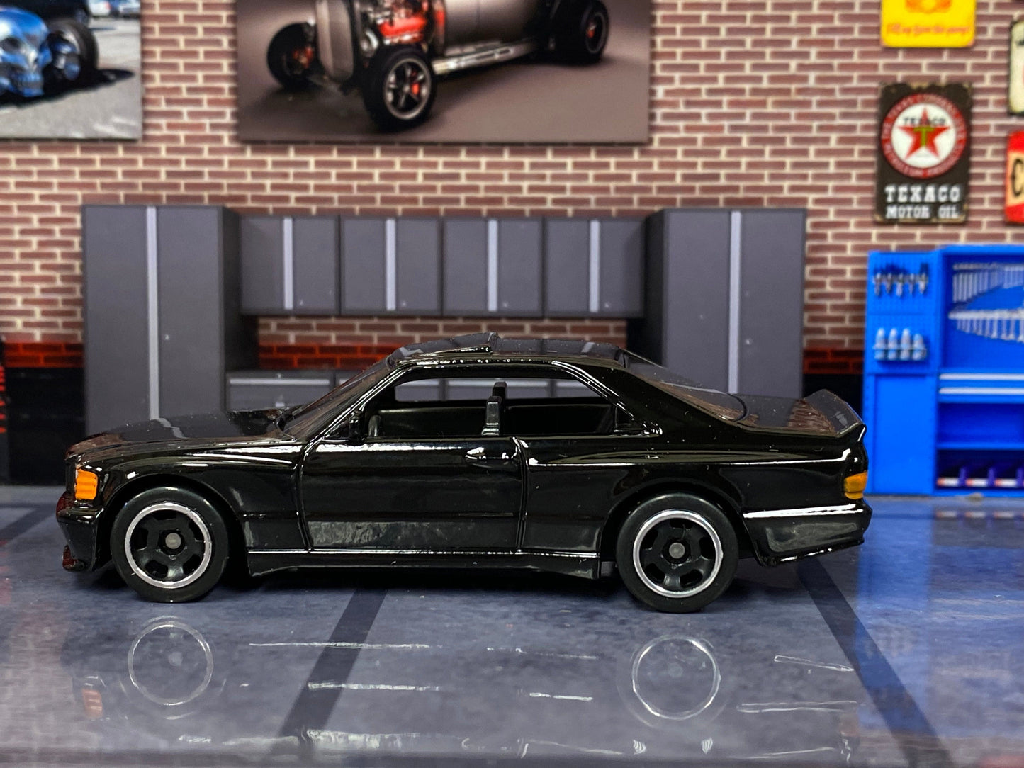 Loose Hot Wheels - Mercedes-Benz 560 SEC AMG - Black