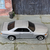 Loose Hot Wheels - Mercedes-Benz 560 SEC AMG - Silver