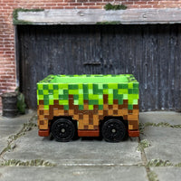 Loose Hot Wheels - Minecraft Minecart - Green