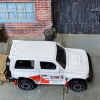 Loose Hot Wheels - Mitsubishi Pajero Evolution - White