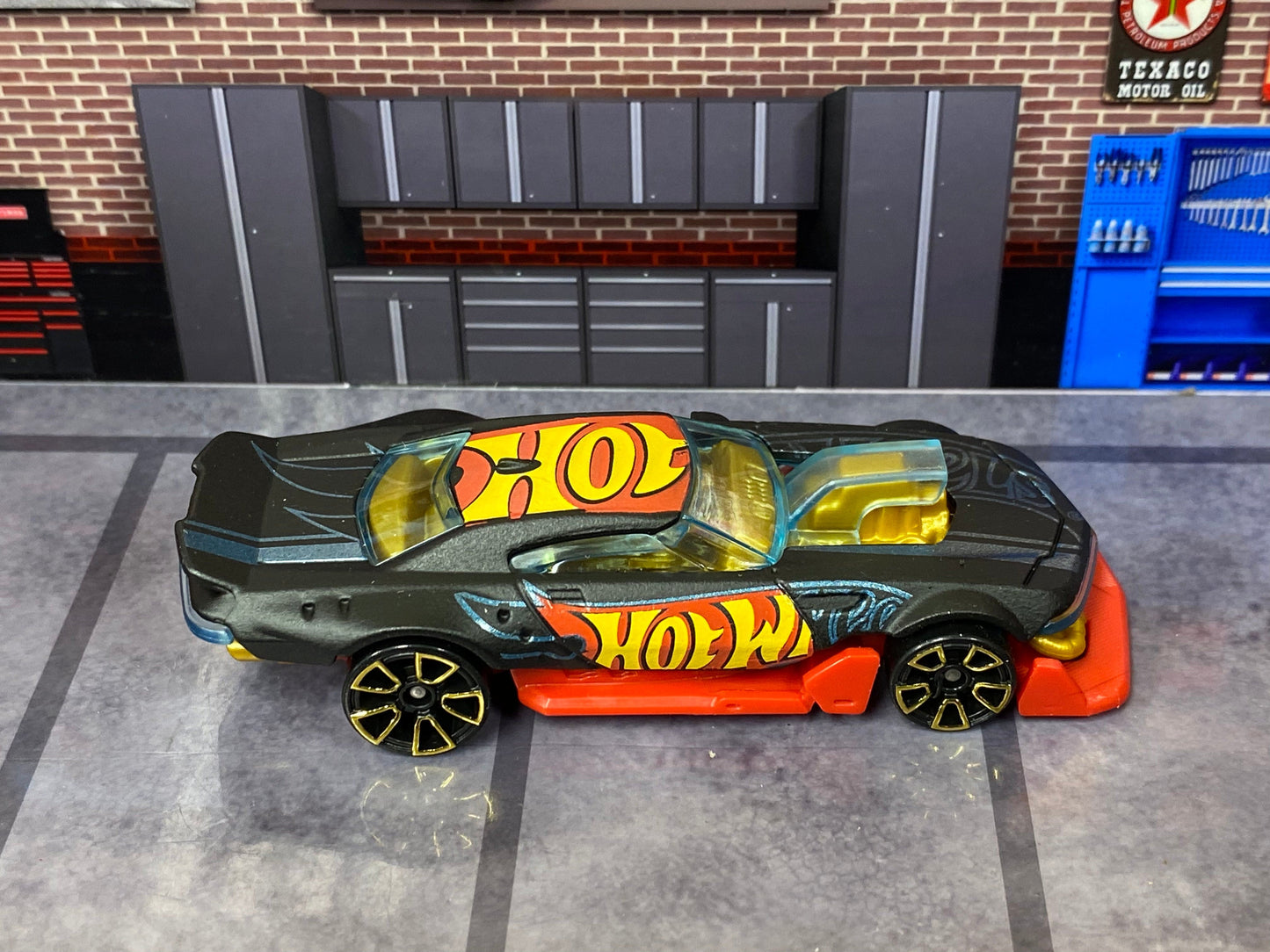 Loose Hot Wheels - Mod Speeder - Satin Black and Red Hot Wheels