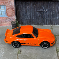 Loose Hot Wheels - Porsche 911 Carrera RS 2.7 - Orange and Black