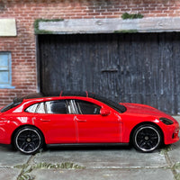 Loose Hot Wheels - Porsche Panamera Turbo S E-Hybrid Sport Turismo - Red