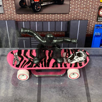 Loose Hot Wheels - Skate Grom - Pink and Black