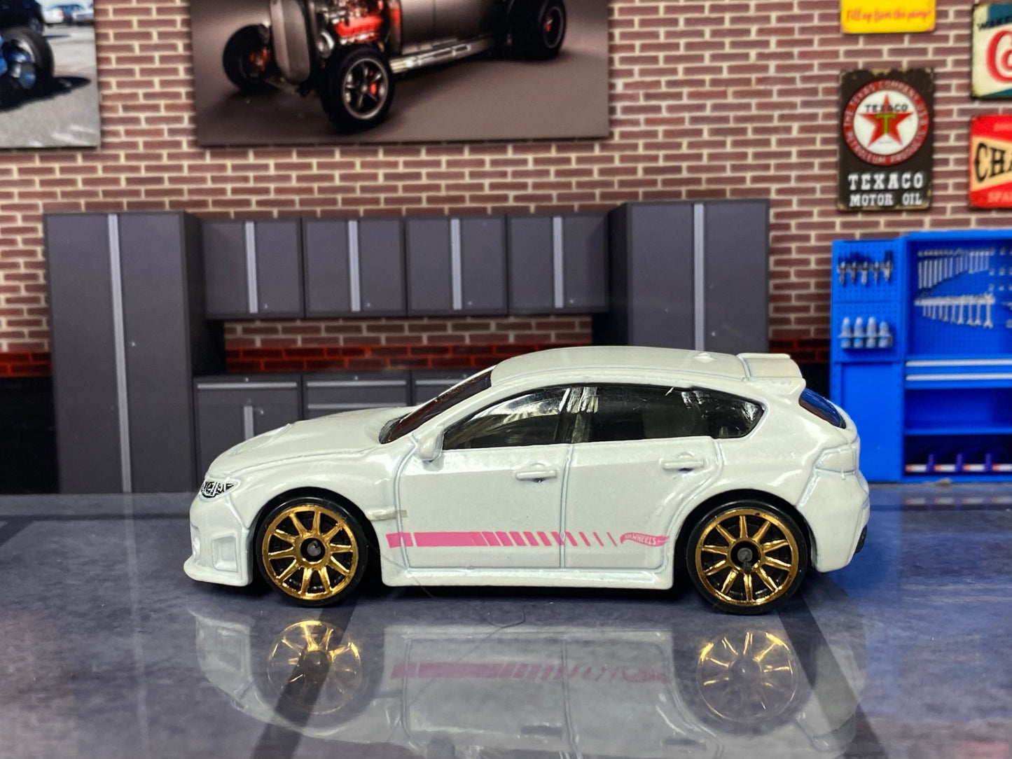 Loose Hot Wheels - Subaru WRX STI - White and Pink