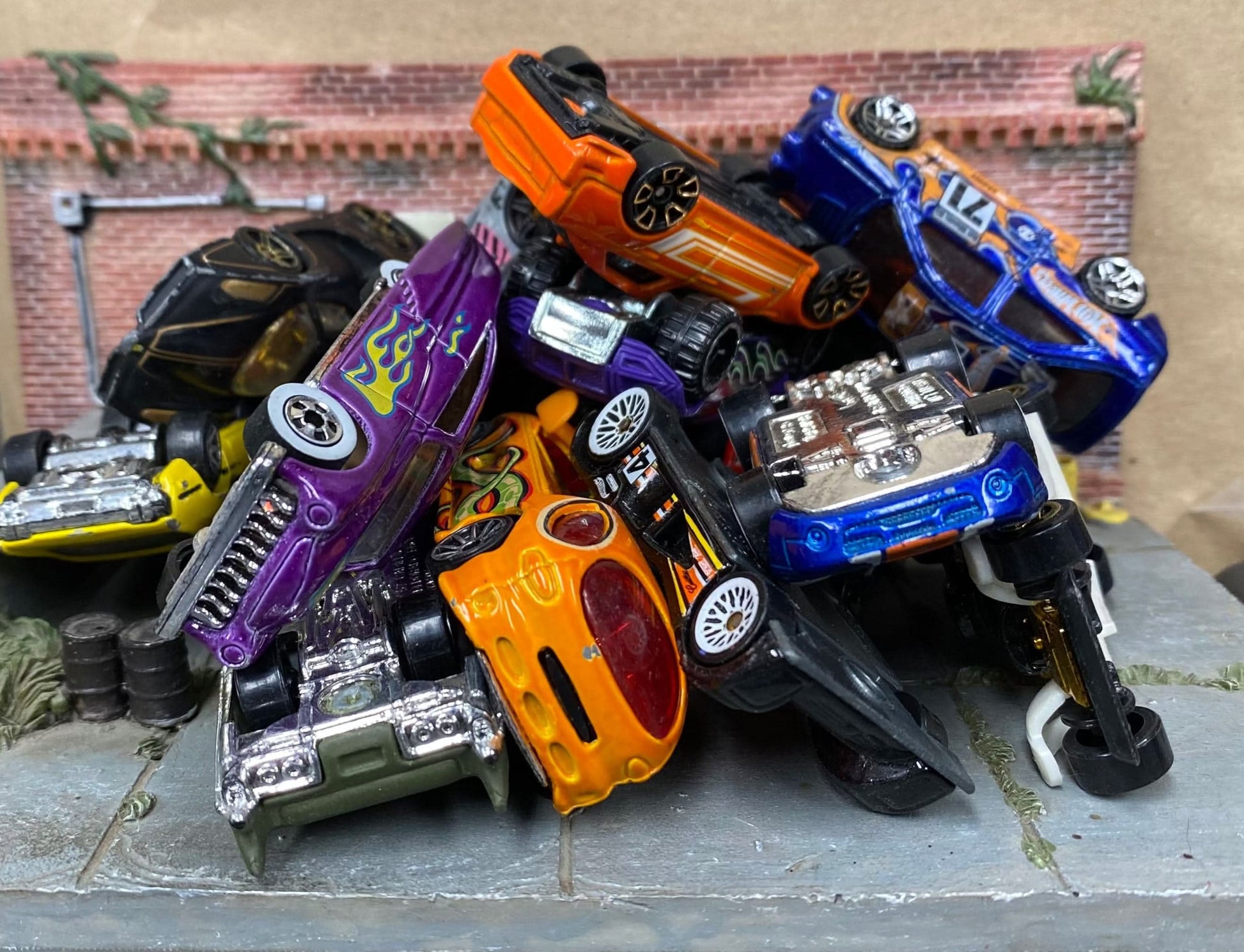 Loose Hot Wheels - Sweet CAR JAR - Grab Jar of Old Hot Wheels - New Jar Old Cars!