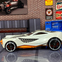 Loose Hot Wheels - Urban Agent - White, Black and Orange