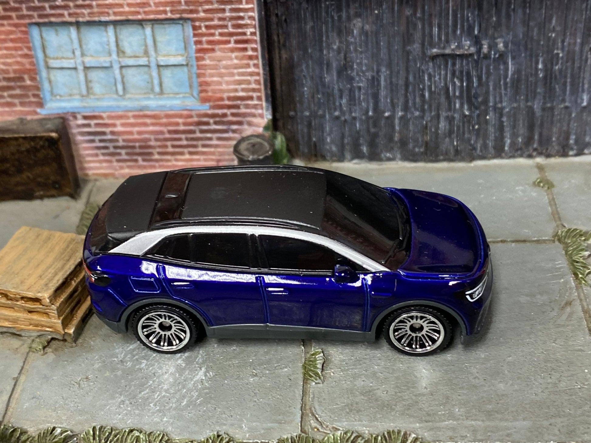 Loose Matchbox - Volkswagen Electric Vehicle 4 - Dark Blue