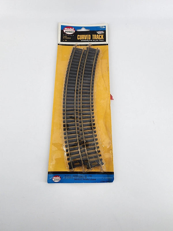 Model Power No. 33 HO scale 18-inch radius curved track sections, 4-piece pack
