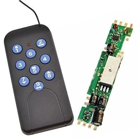 MRC 1028 R/C drop-in control module for Athearn SD45