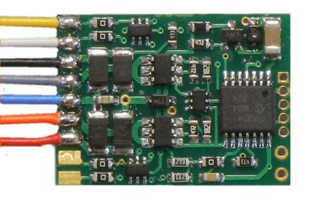 NCE 524-173 D13W ten-pack — reference close-up of one wired D13W decoder; the full ten-decoder pack is not pictured.