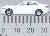 Oxford Diecast NXF005 Jaguar XF in Polaris White, 1:148 N scale — side view with manufacturer's millimeter size reference.