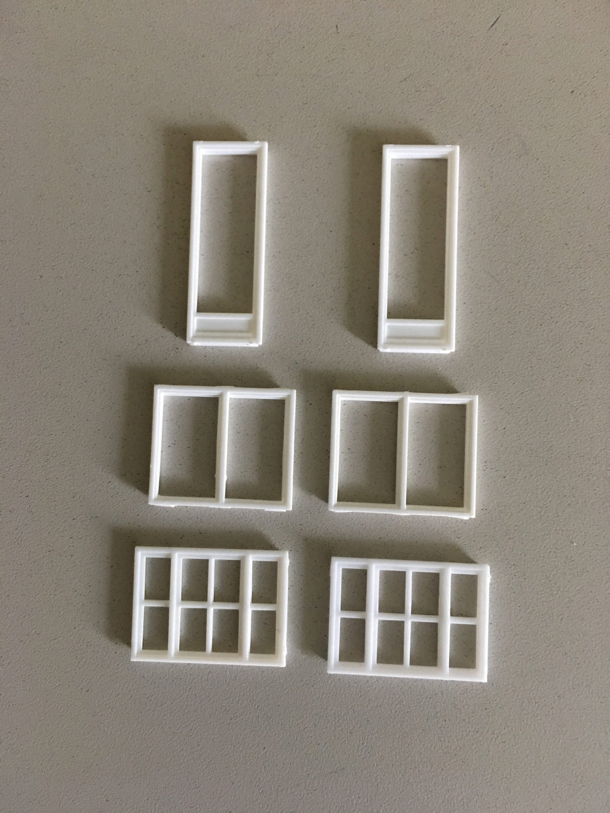 Pikestuff 541-1201 HO assorted windows, six white window frames in three styles