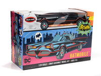 Front of the Polar Lights POL1007 classic TV Batmobile 1:25 scale snap model kit package