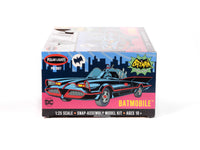 End panel of the Polar Lights POL1007 Batmobile snap model kit package showing product code and scale