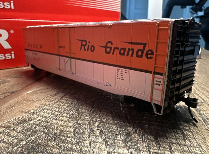 Rivarossi HR6583D HO Rio Grande plug-door boxcar 60987